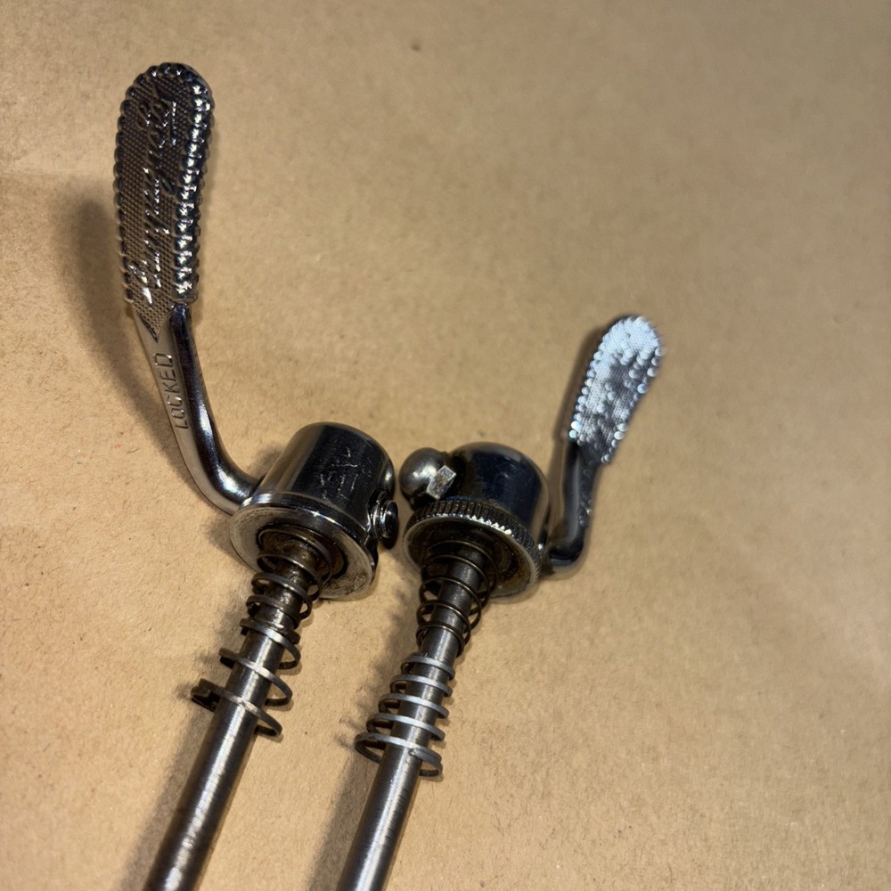 Campagnolo Quick Release Skewer Set (front + back) Possible Campagnolo Récord