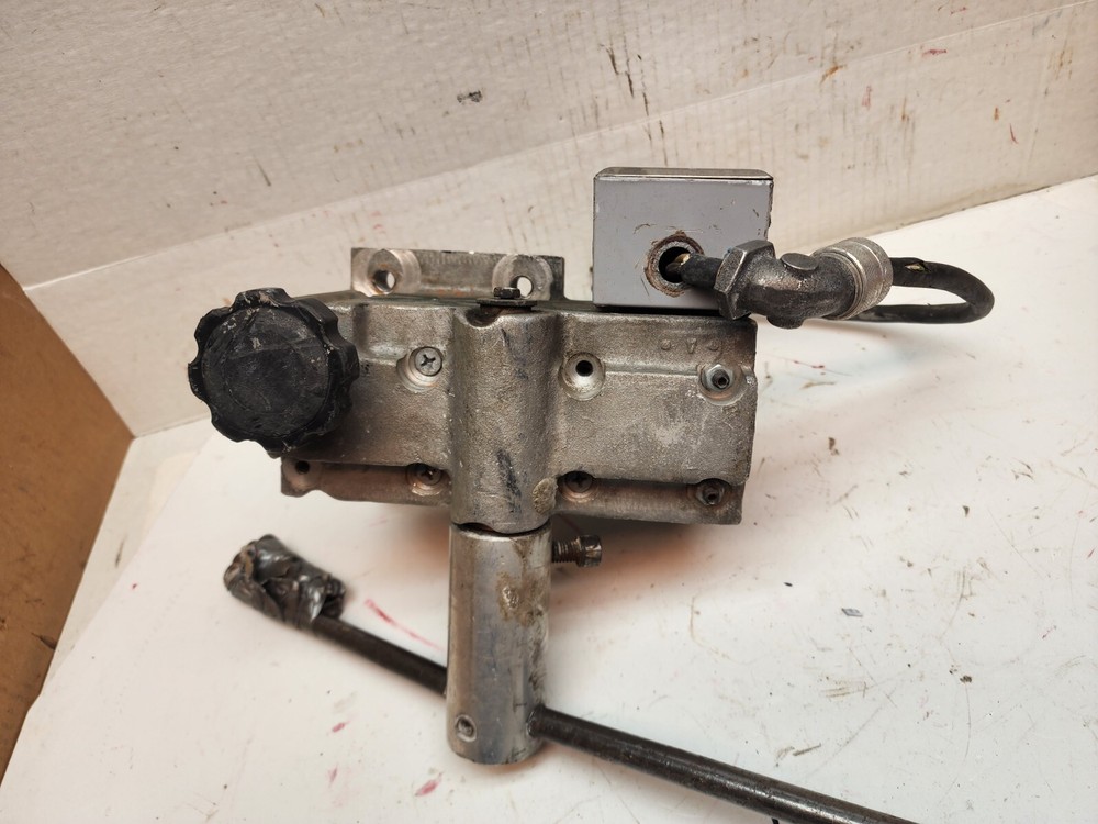 Milwaukee core drill stand Carriage assembly motor mount
