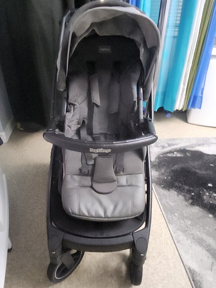 Peg Perego Team Stroller - Atmosphere - Can convert to Double stroller
