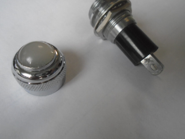 1 EA NOS DIALIGHT PANEL INDICATOR LIGHT W/ CLEAR LENS P/N: 85-0408-01-341