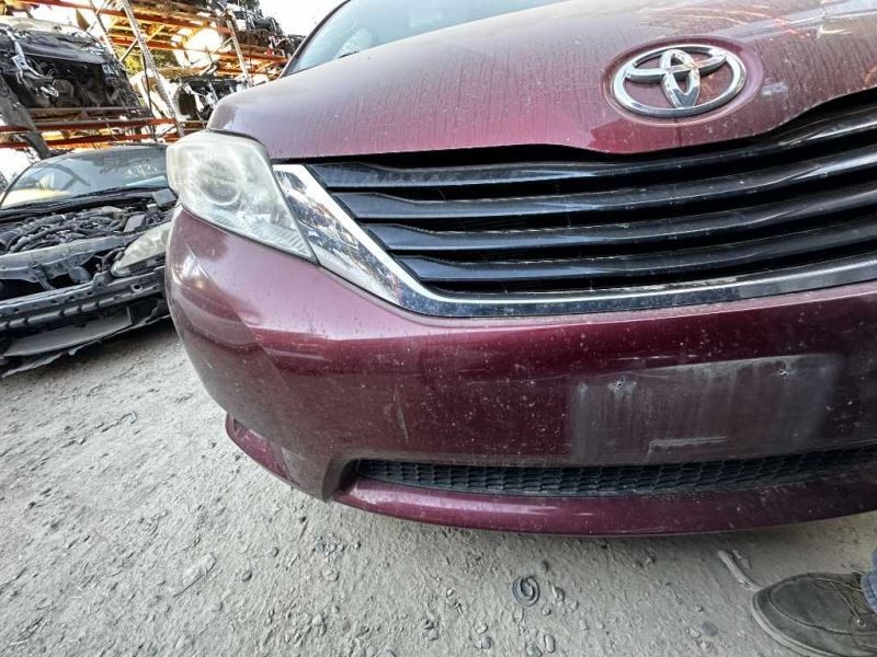 11-14 TOYOTA SIENNA LE UPPER DASH INFOTAINMENT DISPLAY SCREEN