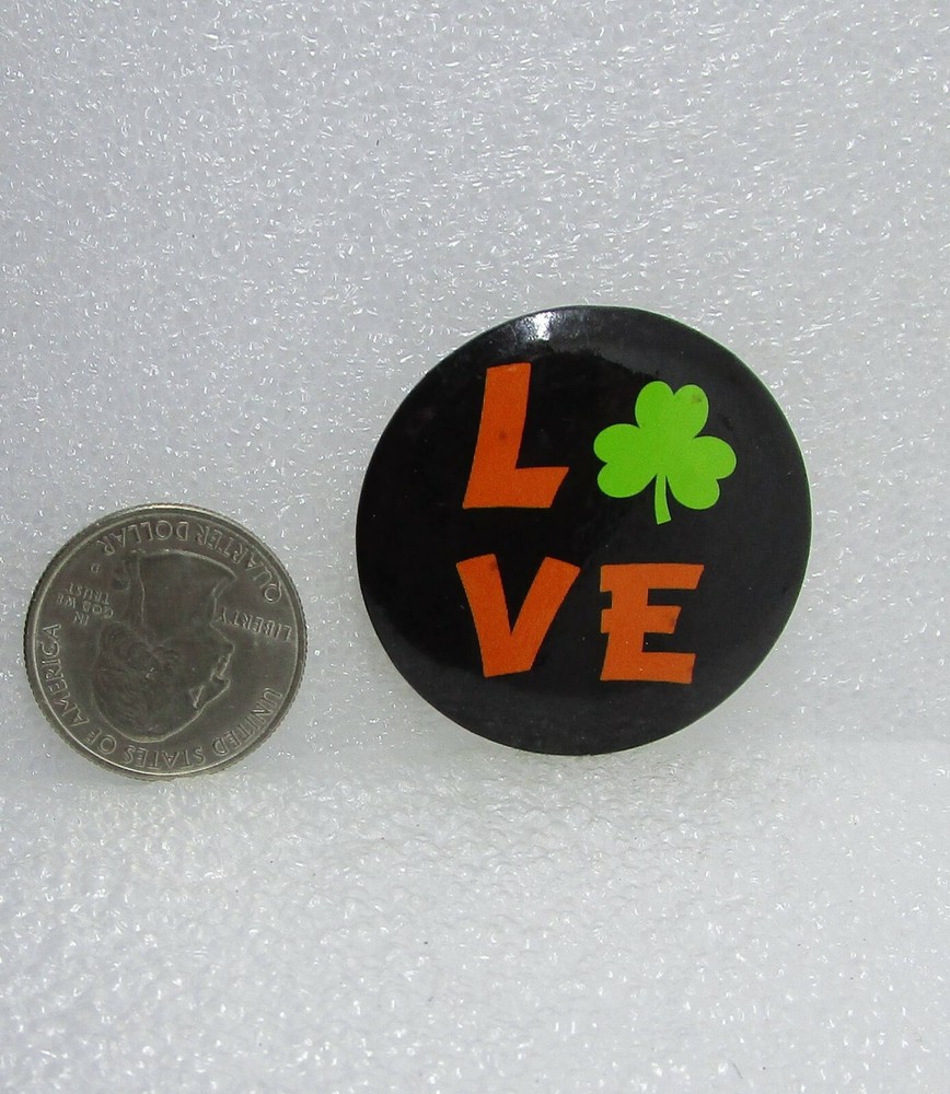 Love - Shamrock Button Pin