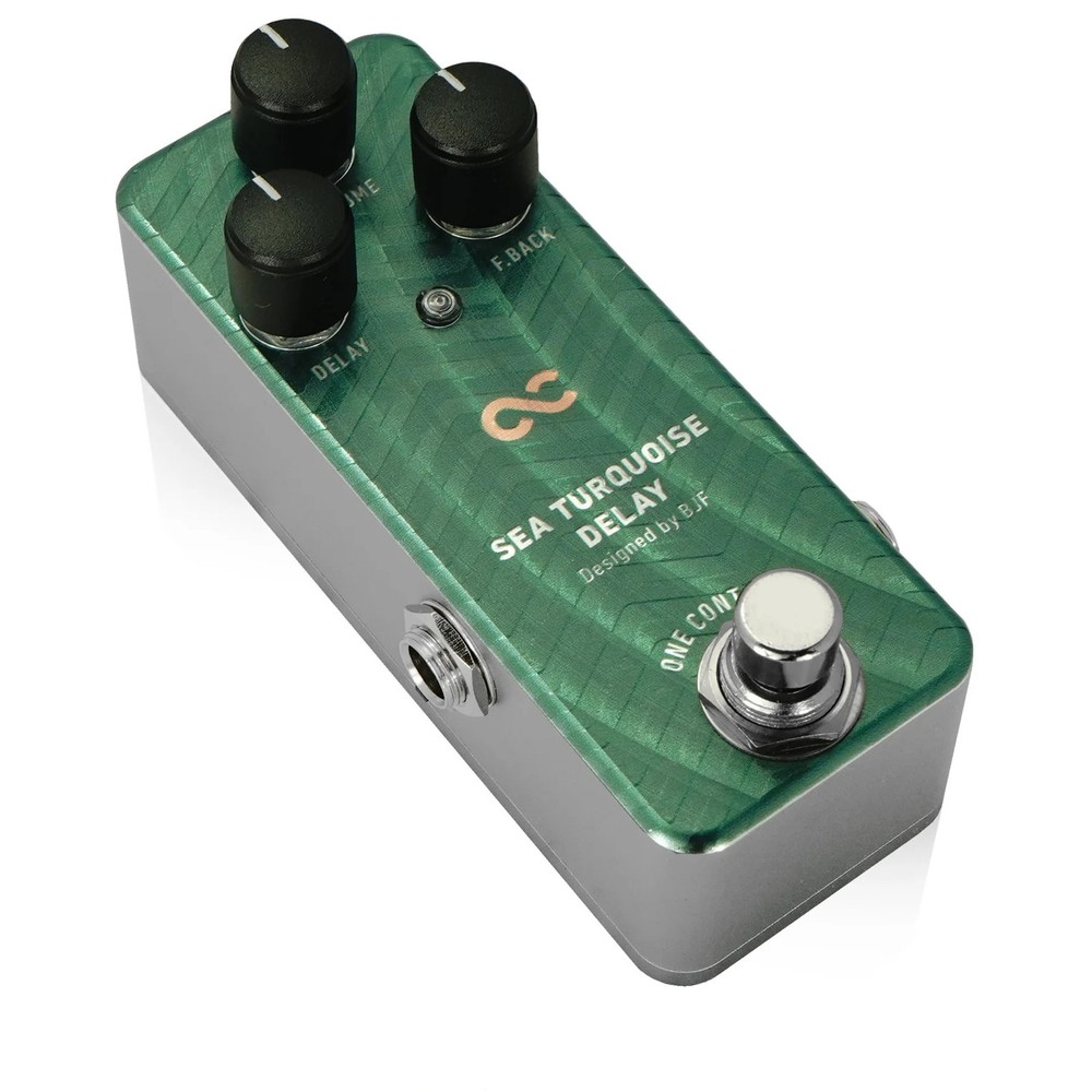 One Control Sea Turquoise Delay w/ 3 Cables