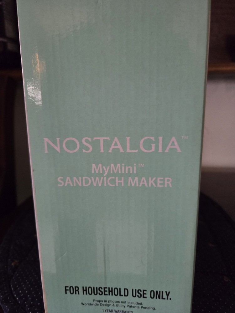 Nostalgia My Mini Sandwich Maker in Teal