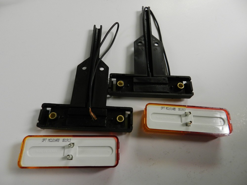 2- LED Fender Lights 1x4 Surface Amber & RED Marker lights w/brackets Optronics