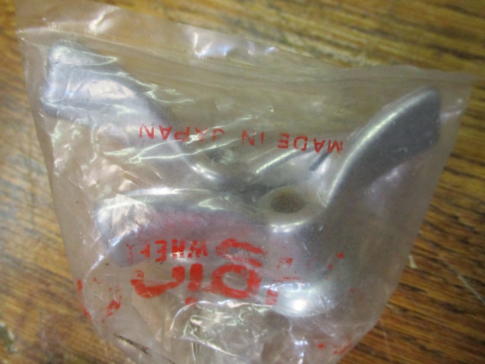 NOS SUGINO WHEEL AXLE WING NUTS - SILVER