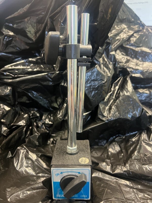 Pittsburgh No. 5645 Machinist 45 Lb Pull Magnetic Base / CV Tools