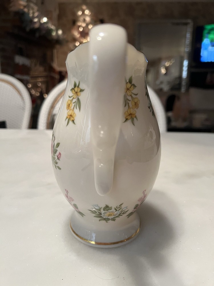 Lenox Pitcher CONSTITUTION