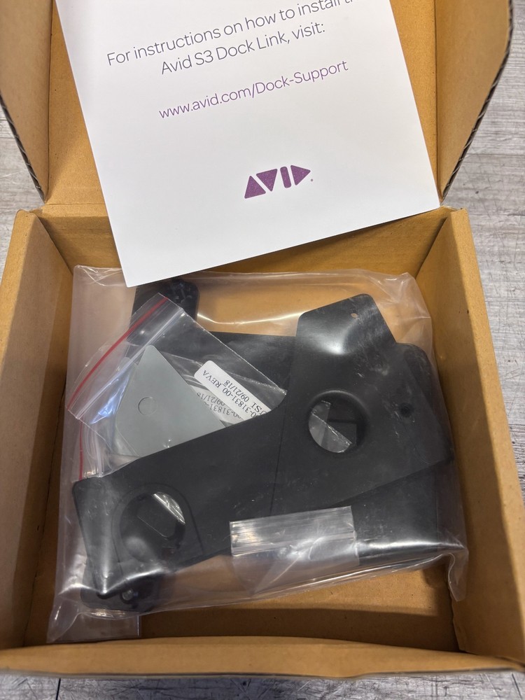 Avid S3 Dock Link