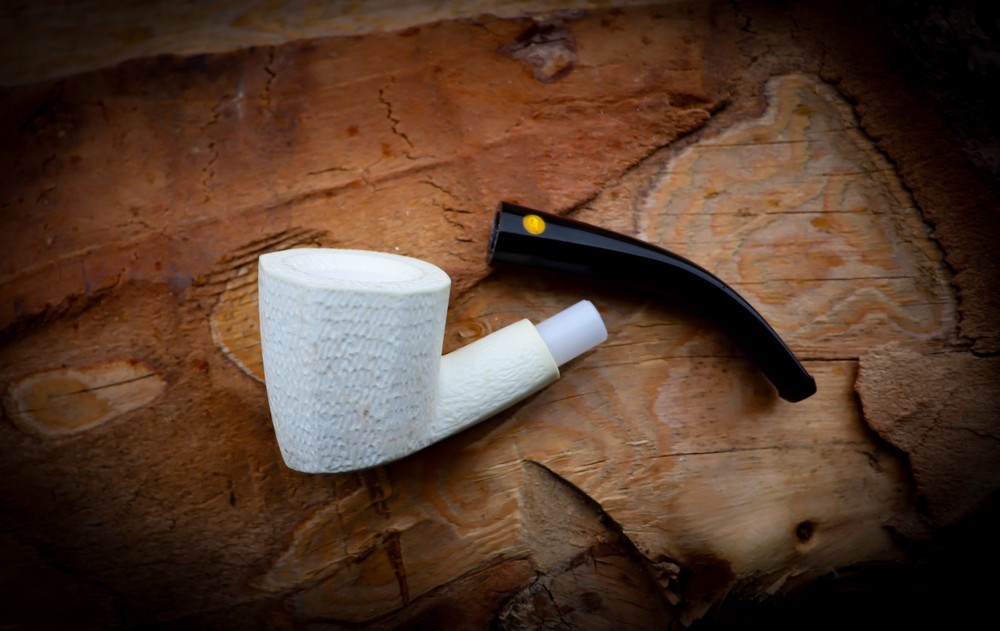 9MM Rustic Patterned Panel Meerschaum Pipe With Leather Case- Astaş Meerschaum