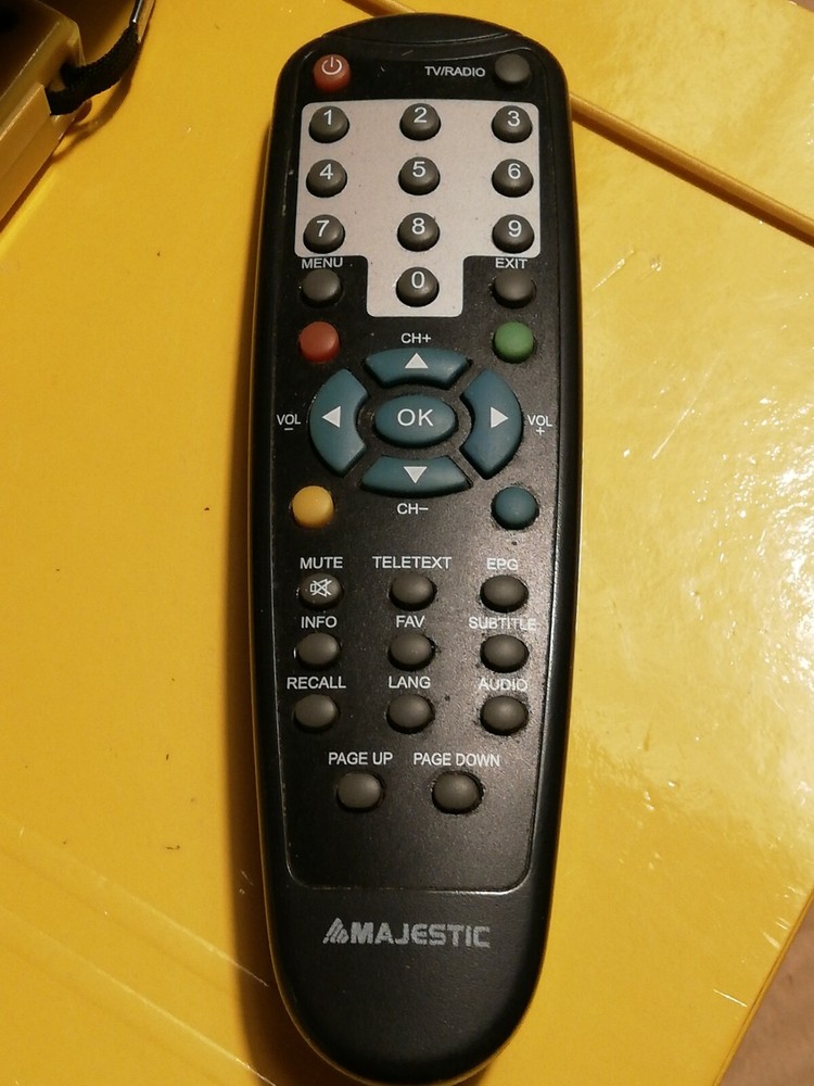 MAJESTIC DVBT-1 549 - T1 Digital Earth Decoder with Remote Control - Black