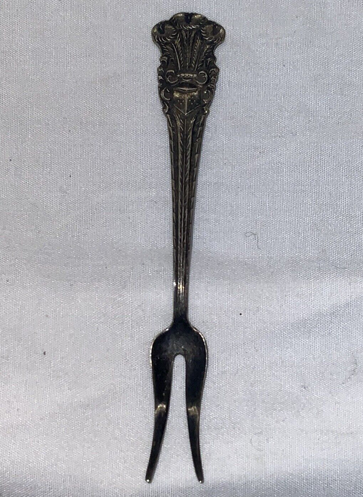 Vtg  Demitasse Hor Dourves Fork 4”