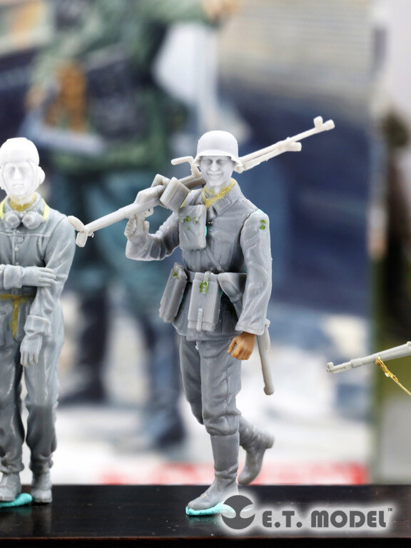 ETmodel 3D Printed P35-320 1:35 Hands for Figures Type.1 Universal