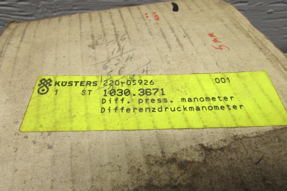 Kusters 220-05926 St-1030.3671 Differential pressure manometer 0-140 PSI
