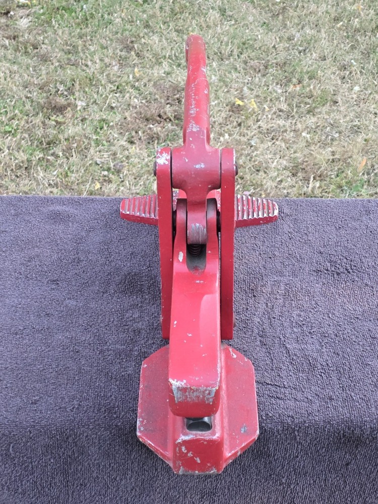 Vtg Akron Fire Hose Compressor Clamp Fireman Fighting Old Squeeze Shut Off Tool