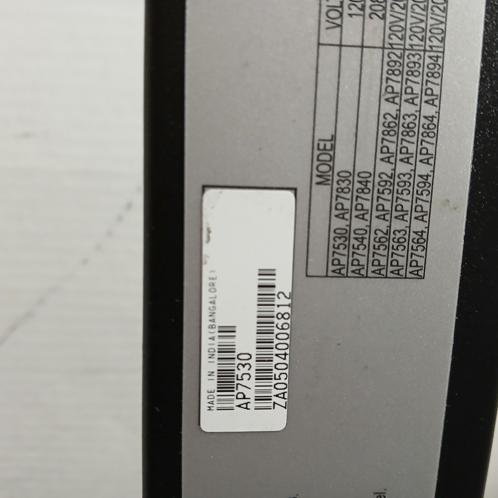 APC AP7530 Basic Rack-Mount PDU - Power Distribution Strip.