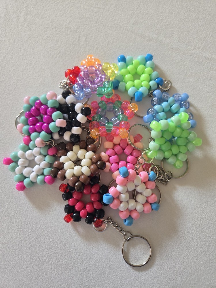 5 Random Kandi Star Keychains
