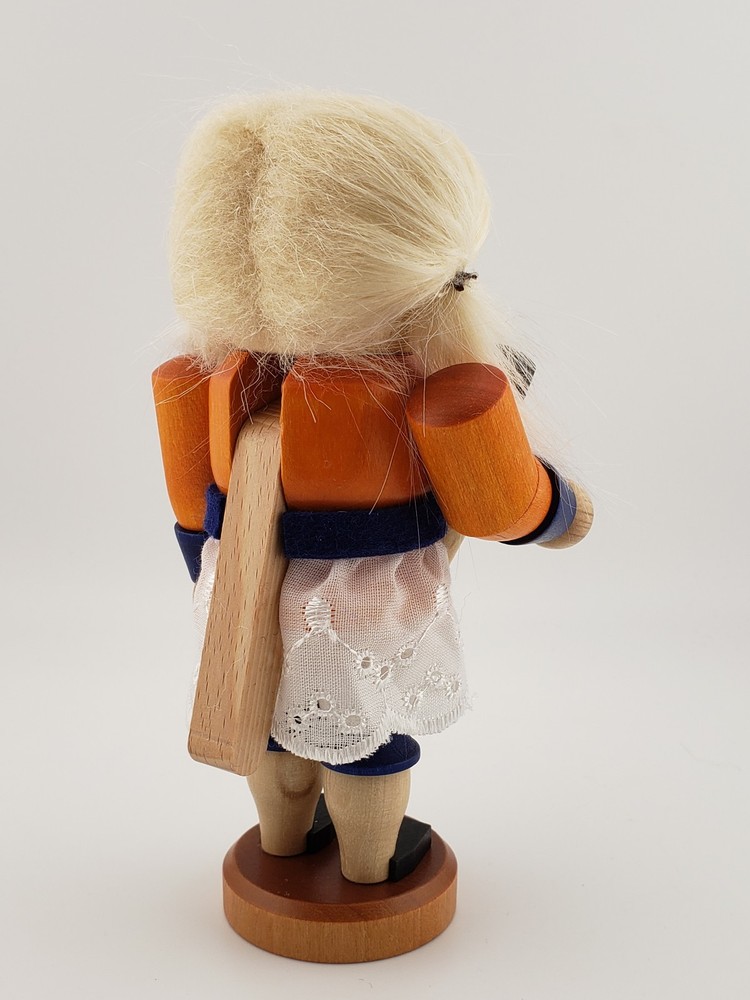 Christian Ulbricht Nutcracker Clara 32-723