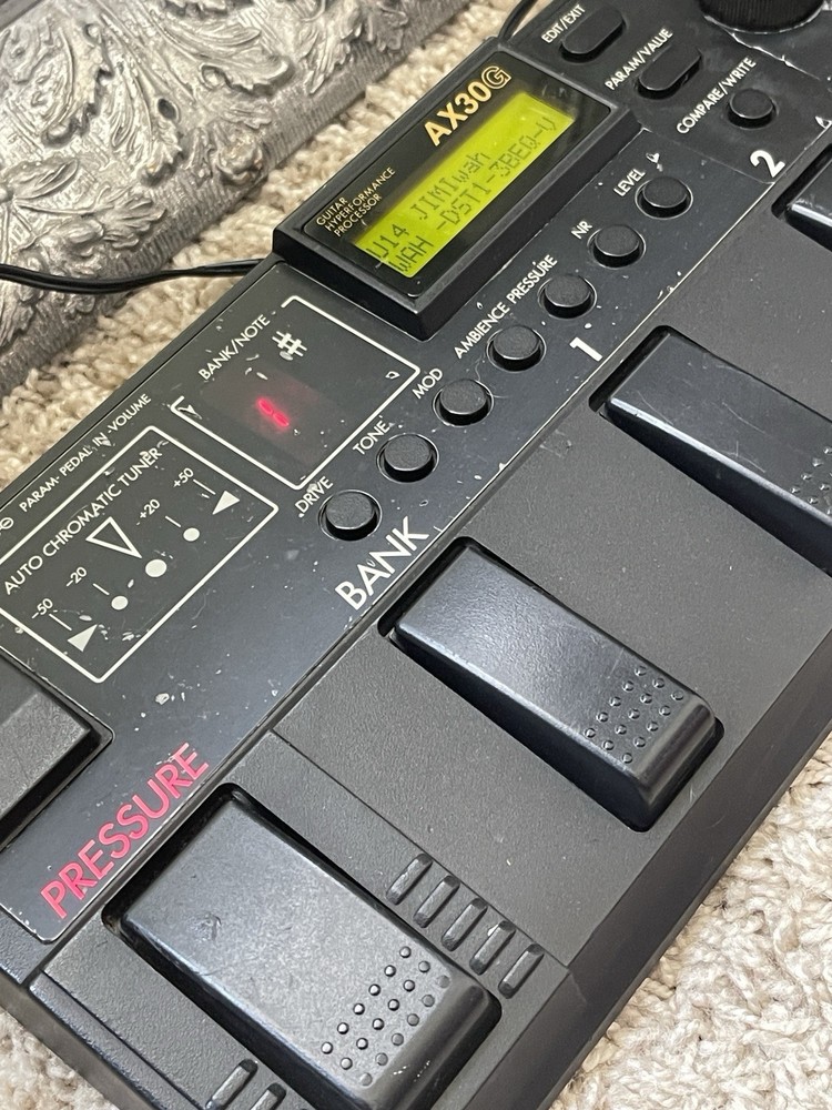 ✨Korg ToneWorks AX30G✨ Multi Effects Pedal W/PSU Working!