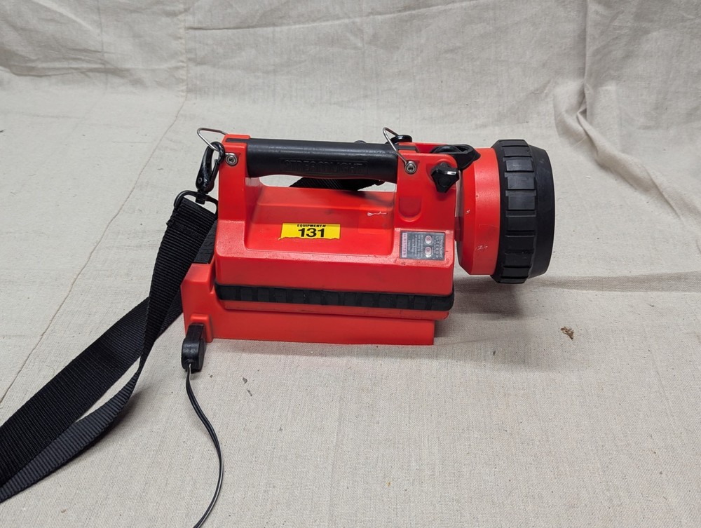 Streamlight LiteBox EMS Firefighter Flashlight With Charger