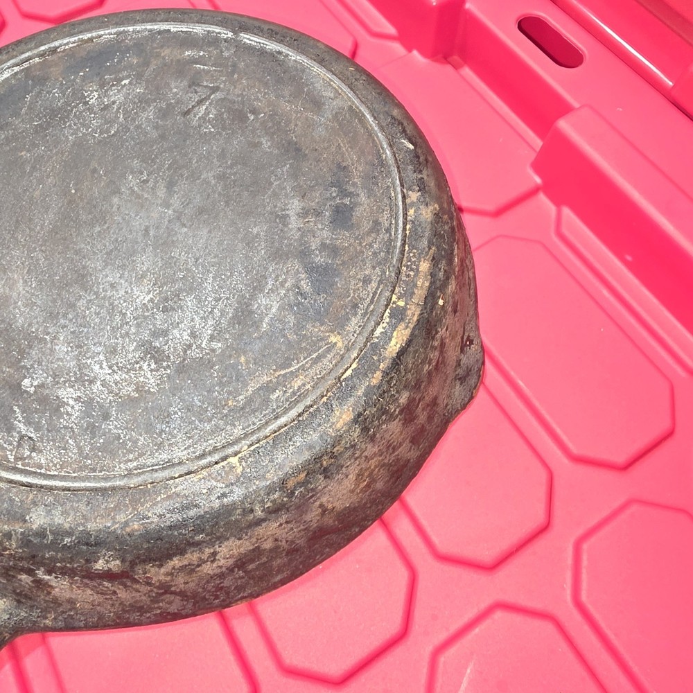 Lodge Three Notch No. 7 Cast Iron Skillet