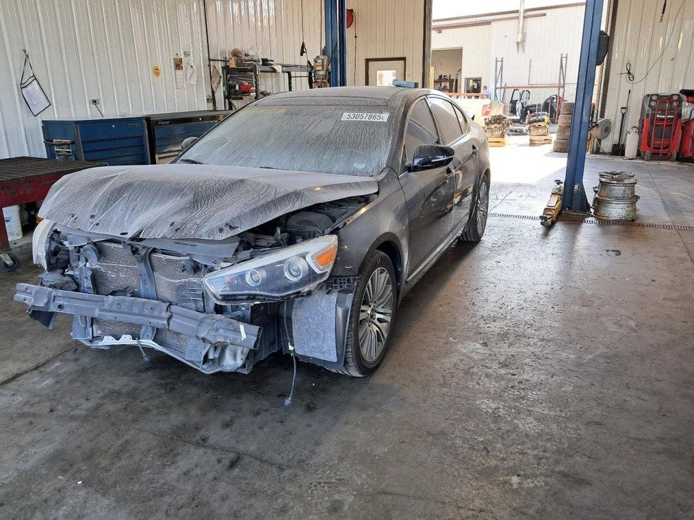 2015 KIA Cadenza Used Display Screen - No Anti-Theft Code, Reprogram Required