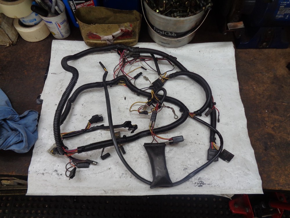 2004-2007 polaris rmk edge switchback classic perc main wireharness 2461146