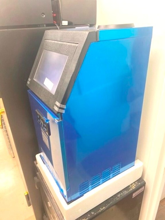 Ice Macine/ Preenex 50 LBS Ice Maker/ 115V