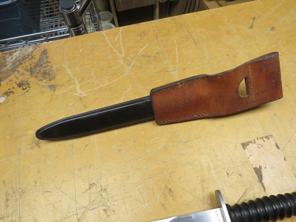 Swiss Military Bayonet scabbard & frog