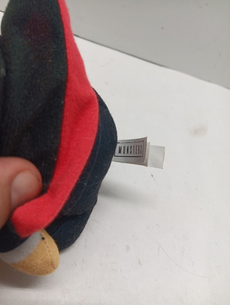 Universal Studios Monsters Dracula Vampire 7" Plush Stuffed Toy Doll