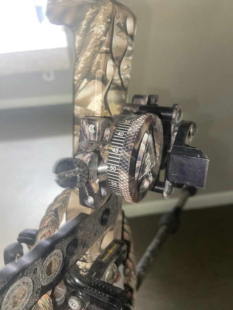 Mathews Compound Bow Lost Camo Trophy Ridge Sight B-Stinger Stabilizer