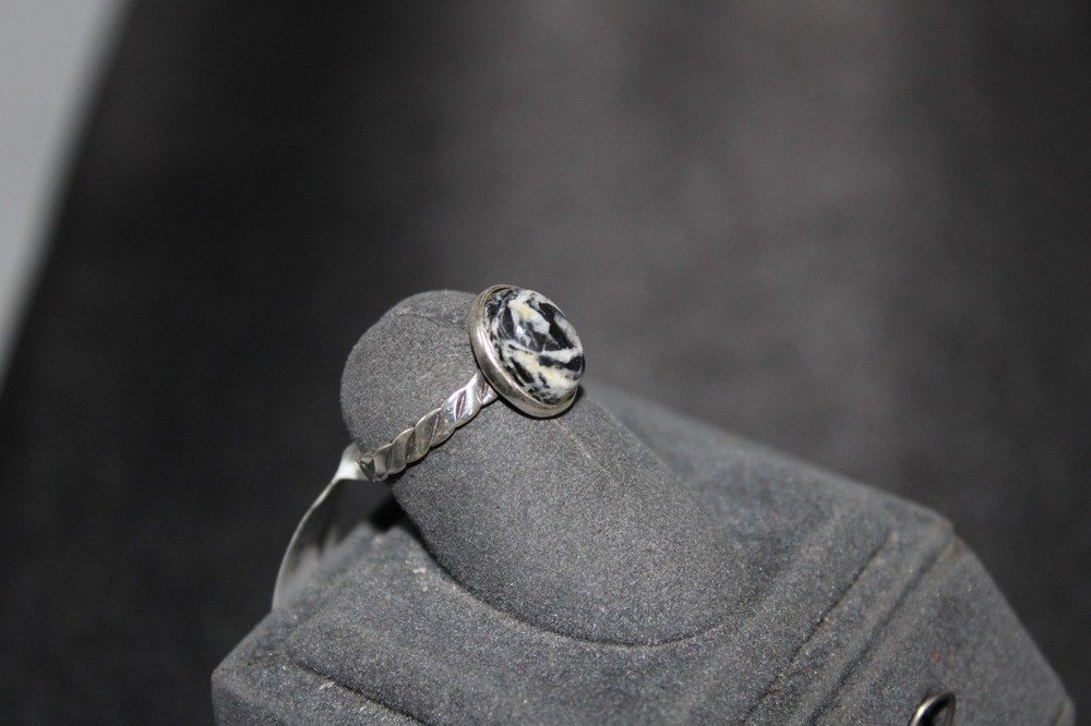 White Buffalo And Sterling Silver Ring Size 6.5