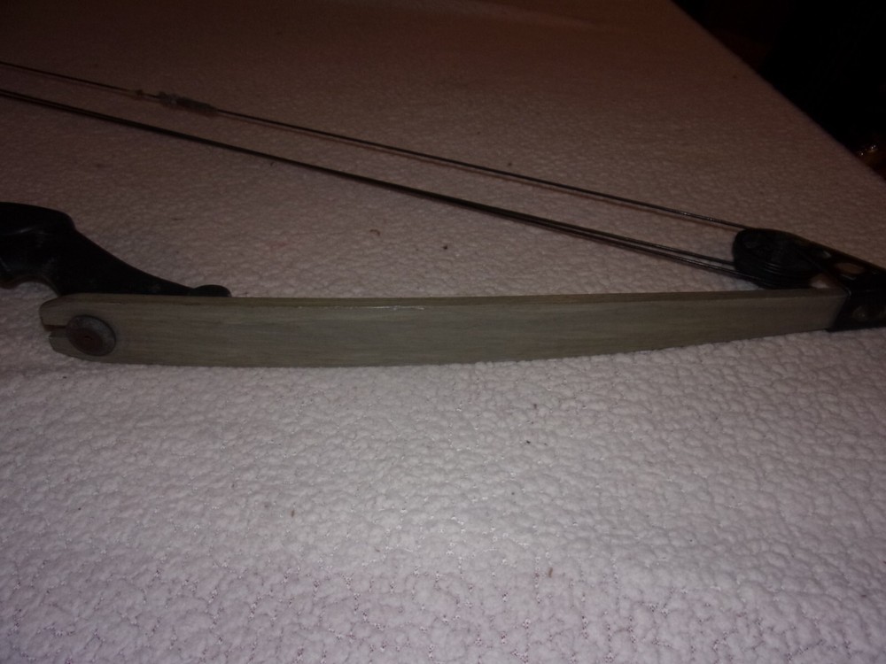 Vintage Darton Falcon Compound Bow
