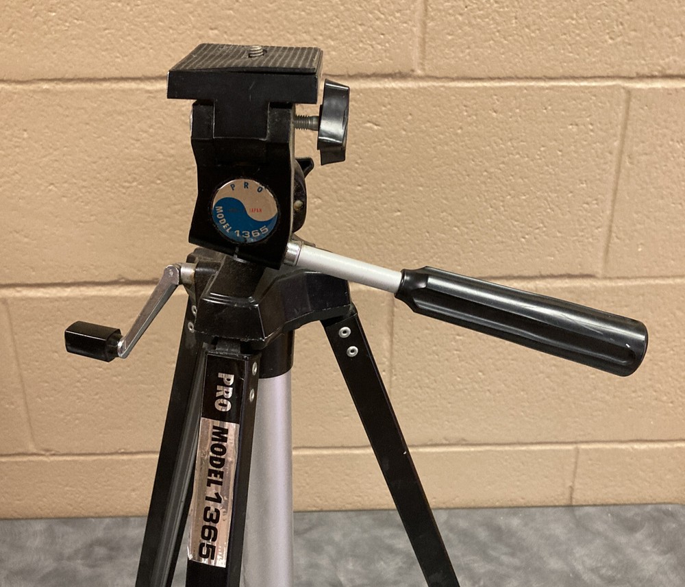 Pro Tripod Model 1365 Japan