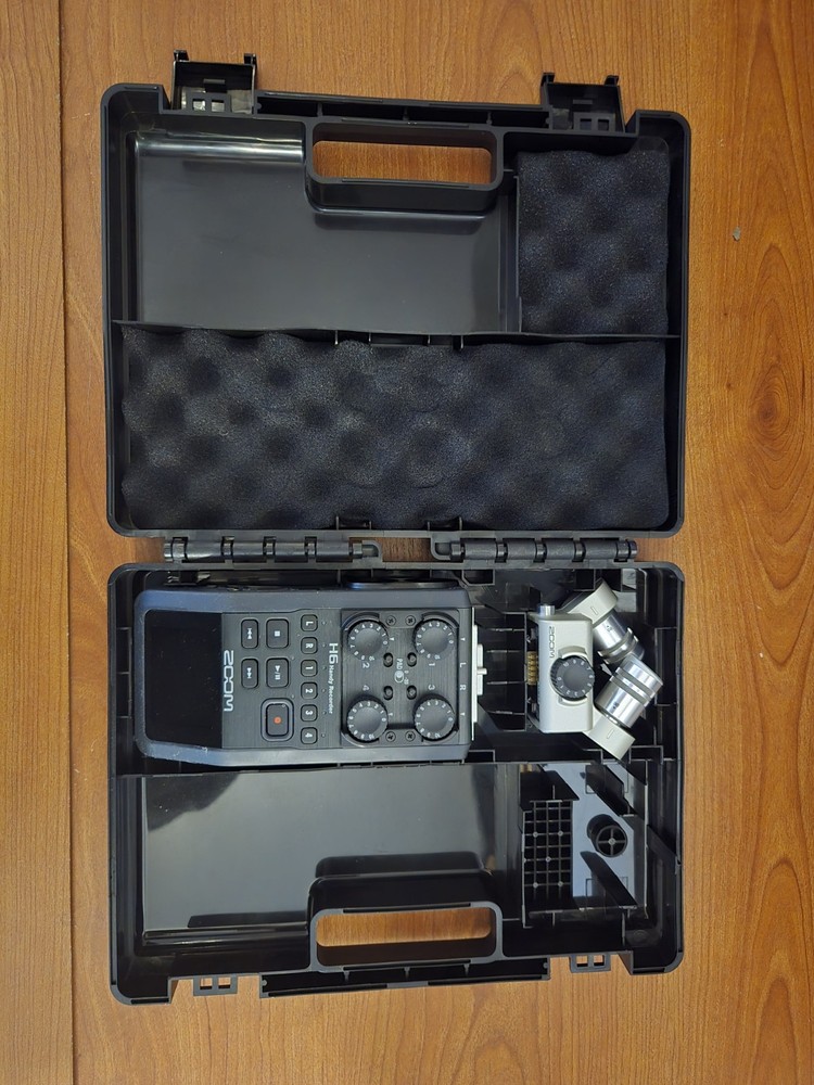 Zoom H6 Handy Digital Recorder with Interchangeable Microphone System