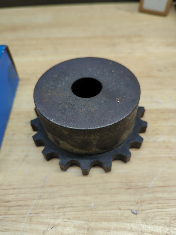 Martin 6018 Chain Coupling Half Chain Coupling Hub #60 18 Teeth 1" Bore