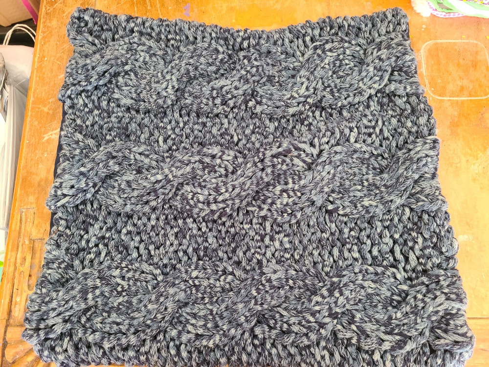 Pottery Barn "Dark Blue Cable Knit" 24" Pillow Cover