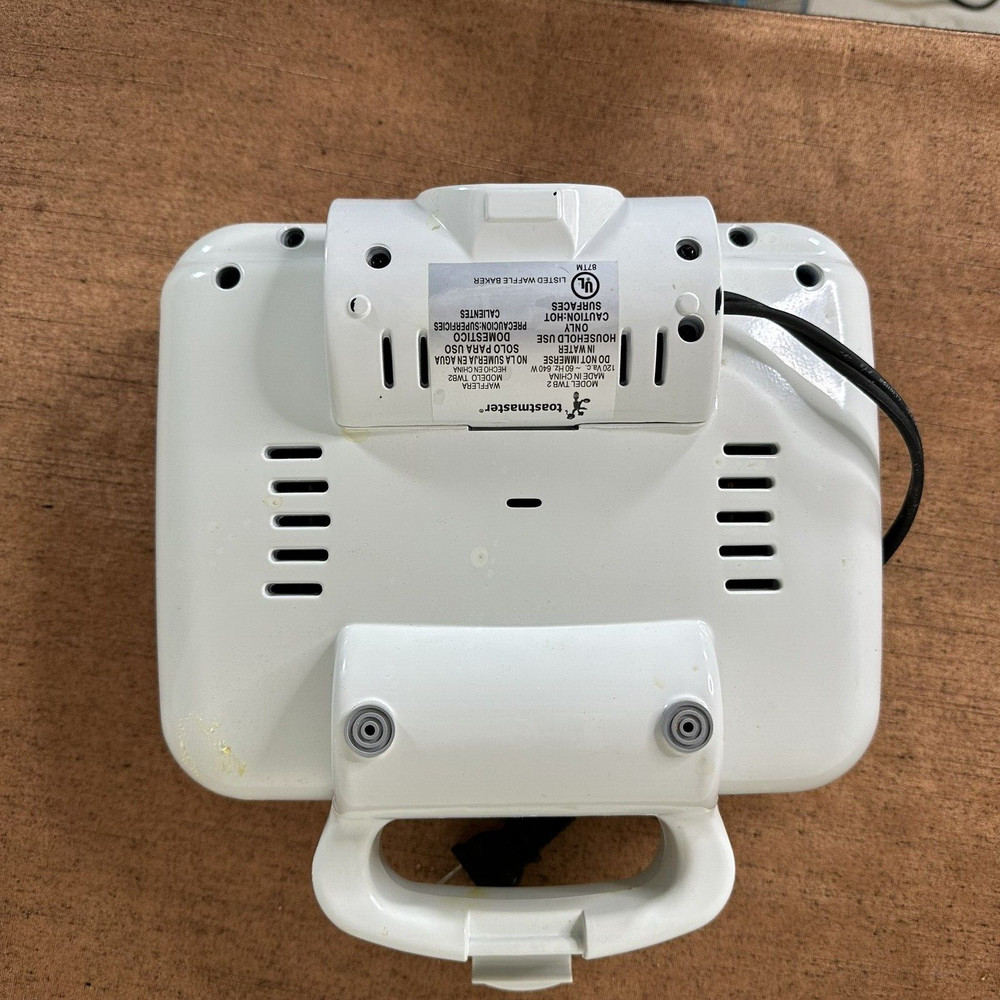 Toastmaster Cool-Touch Belgian Waffle Baker Model TWB2 Waffle Maker