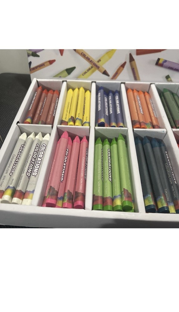 Colorations Regular Triangular Crayons 16 Colors , Set Of 208