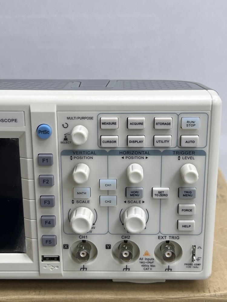 UNI-T UTD2102E 100MHZ 500MS/aS DIGITAL STORAGE OSCILLOSCOPE