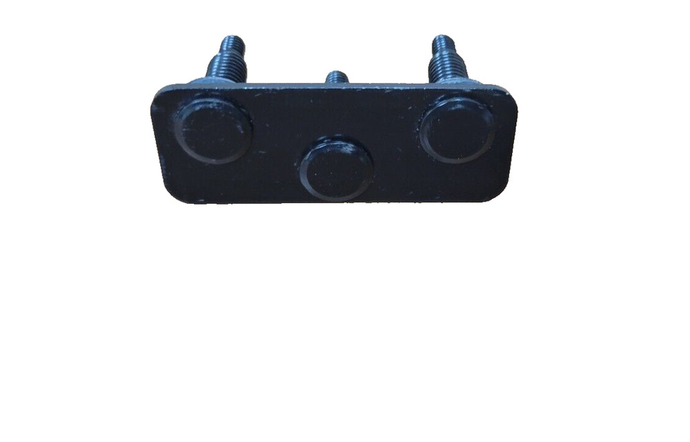 LEER 100XQ Rear door hinge mounting plate w/bracket #80353