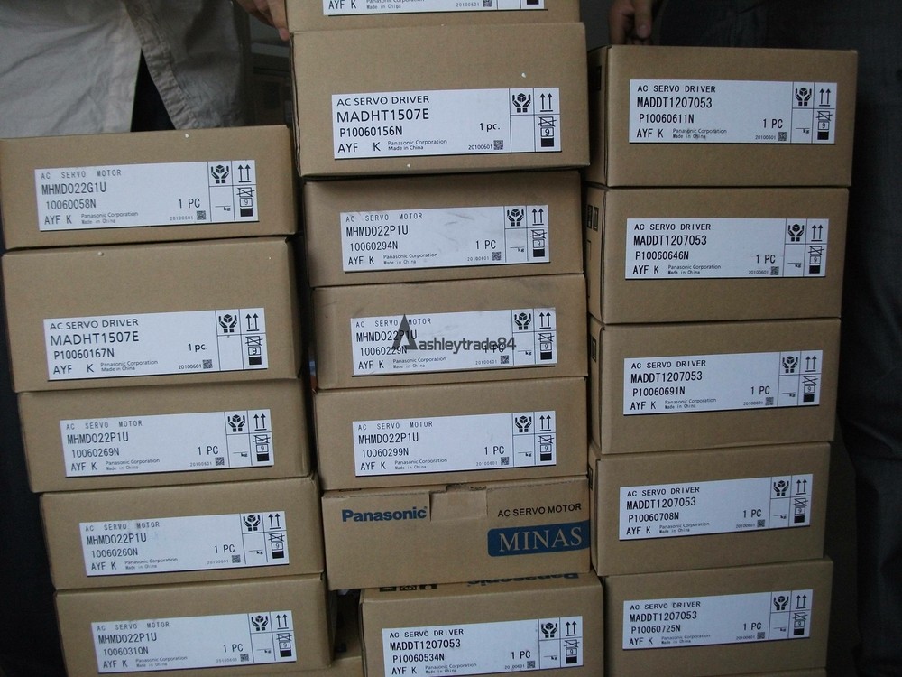 ONE NEW Panasonic Servo Motor MGMA092P1G