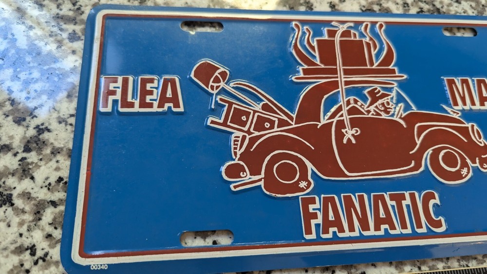 VINTAGE FLEA MARKET FANATIC LICENSE PLATE