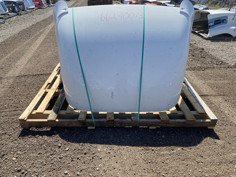 2012 Freightliner Cascadia Cab Wind Deflector 2266852006 (662-10073)