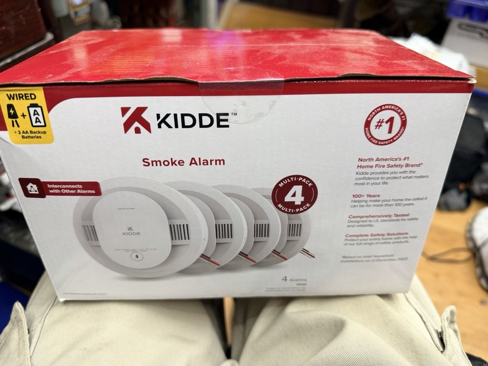 Kidde Hardwired Smoke Detector, AA Battery Backup, Interconnectable , 4 Pack