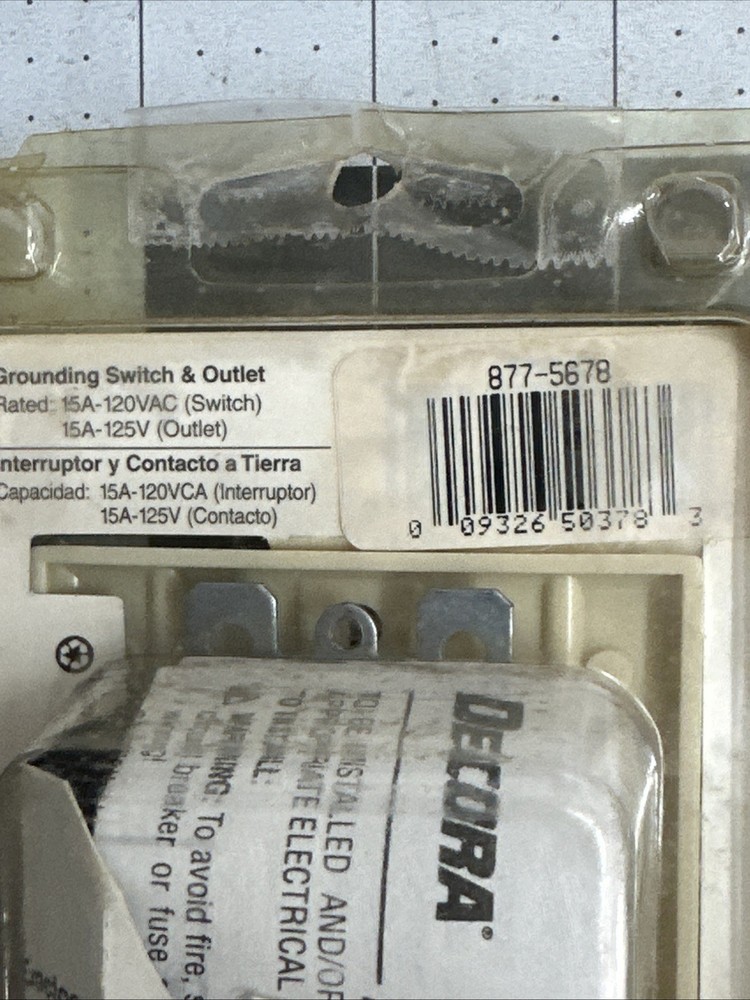 NOS Do It Best Grounding Switch & Outlet - 522414 Ivory
