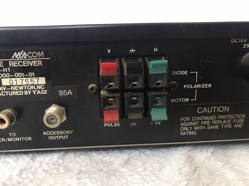 MACOM Satellite Receiver model IDU-H1 60-72MHz