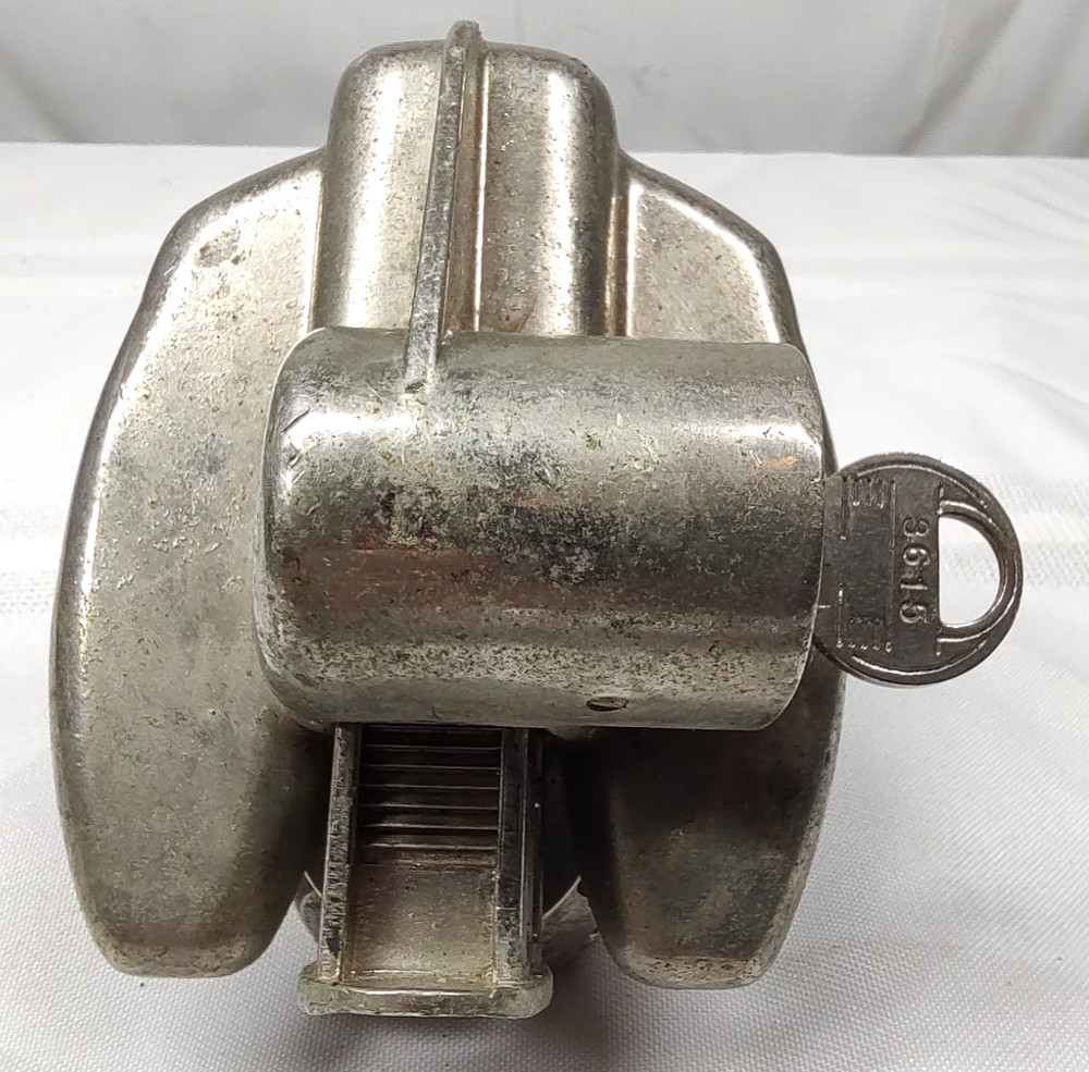 Master Lock 379ATPY Universal Trailer Hitch Lock Silver 1 Key