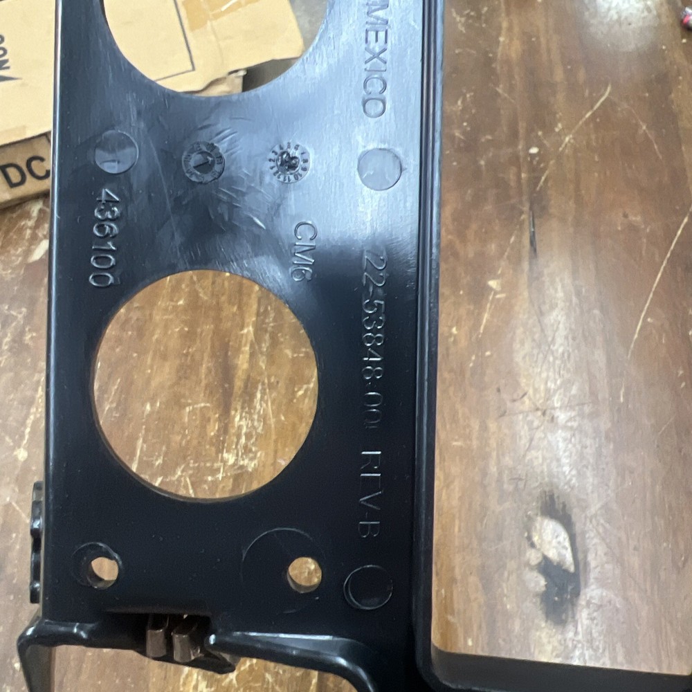 Freightliner Dash Panel P/N: 22-53848-000