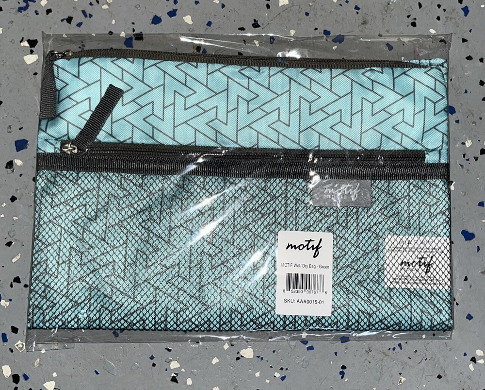 Motif Wet/Dry Bag Green AAA0015-01